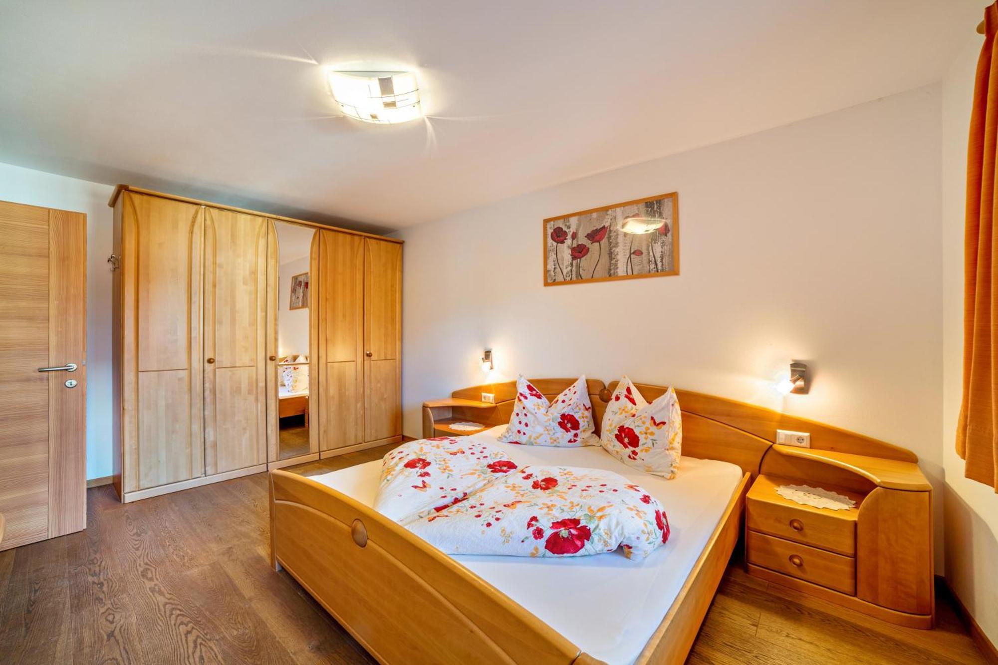 Schnatzhof Apartment Morgensonne นาตูร์โน ภายนอก รูปภาพ